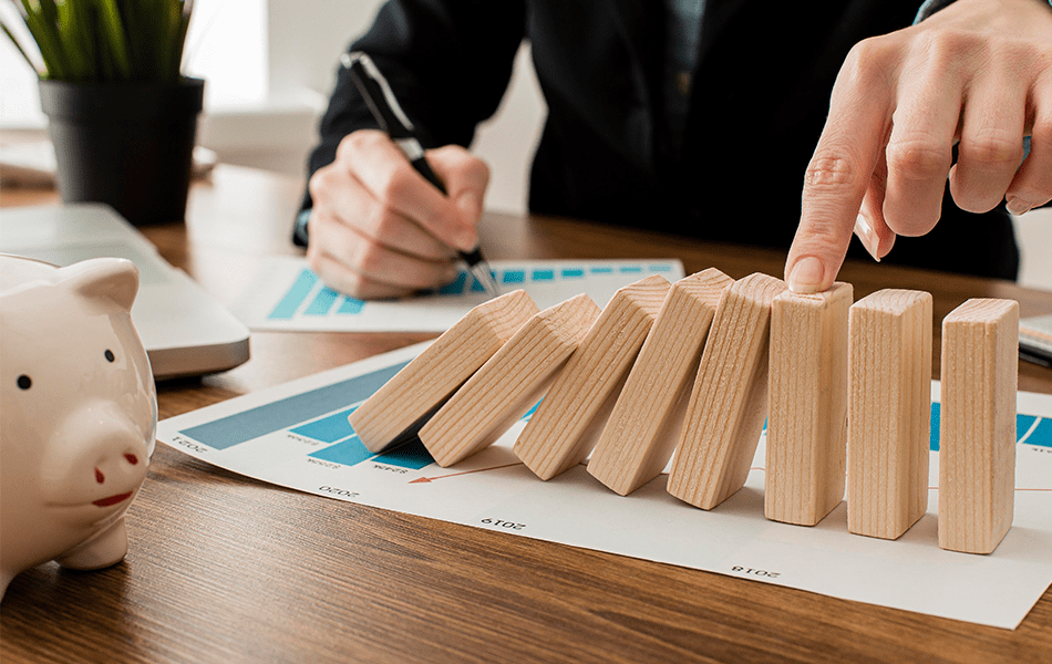 Domino illustration for asset and liabilities