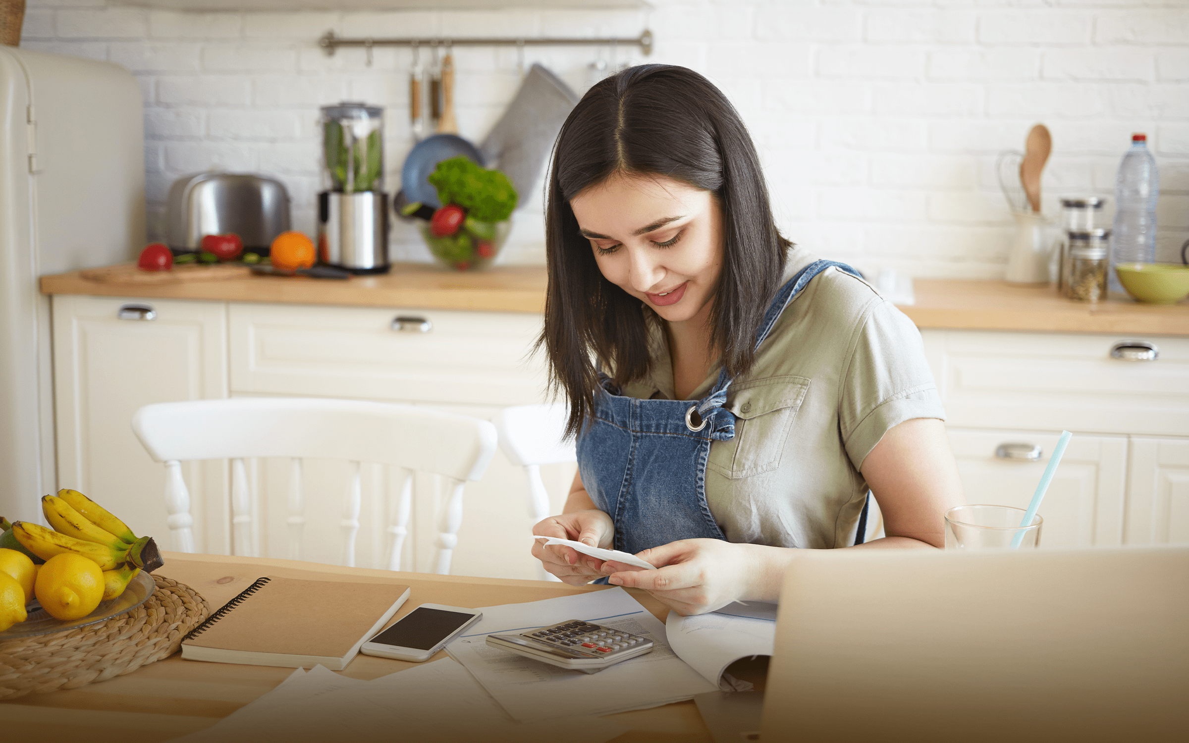 Achieve-Financial-Bliss -with-these-Smart-Money-Spending-Tips-for-OFWs-During Christmas