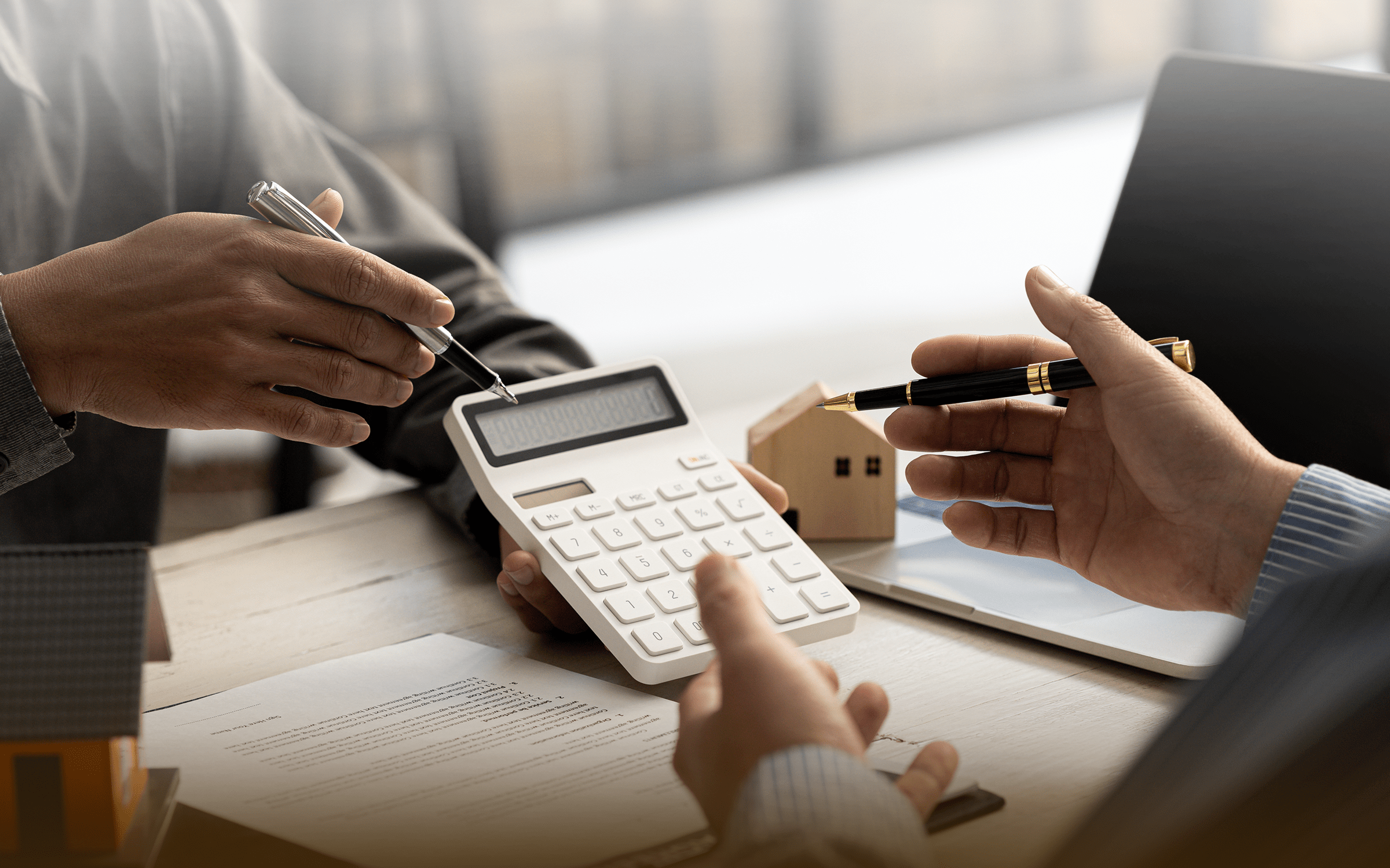 Navigating-Mortgage-Rates-in-2024-What-Homebuyers-Need-to-Know